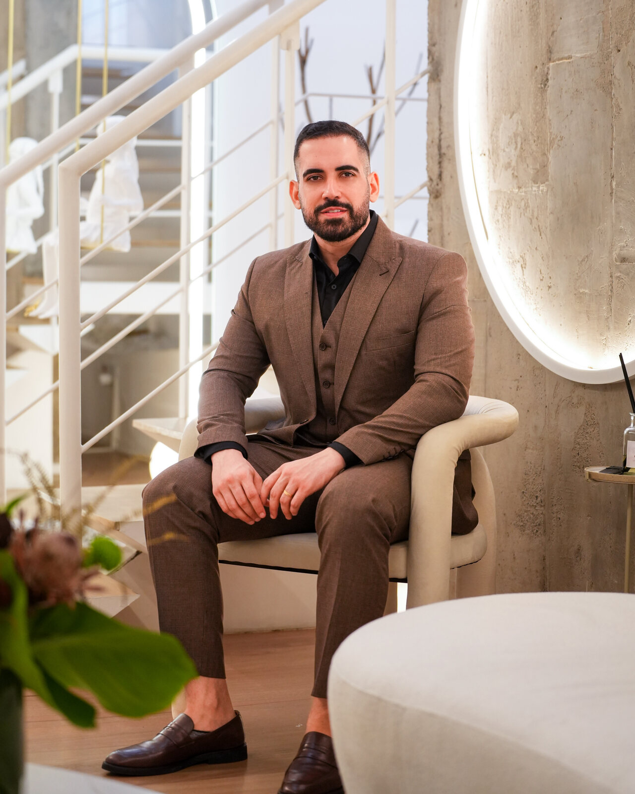 Dr. Matheus Azevedo, médico com atuação em Dermatologia Estética e Nutrologia